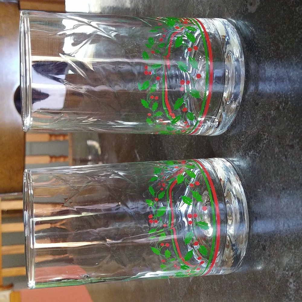 2 Vintage Arby's Drinking Glasses